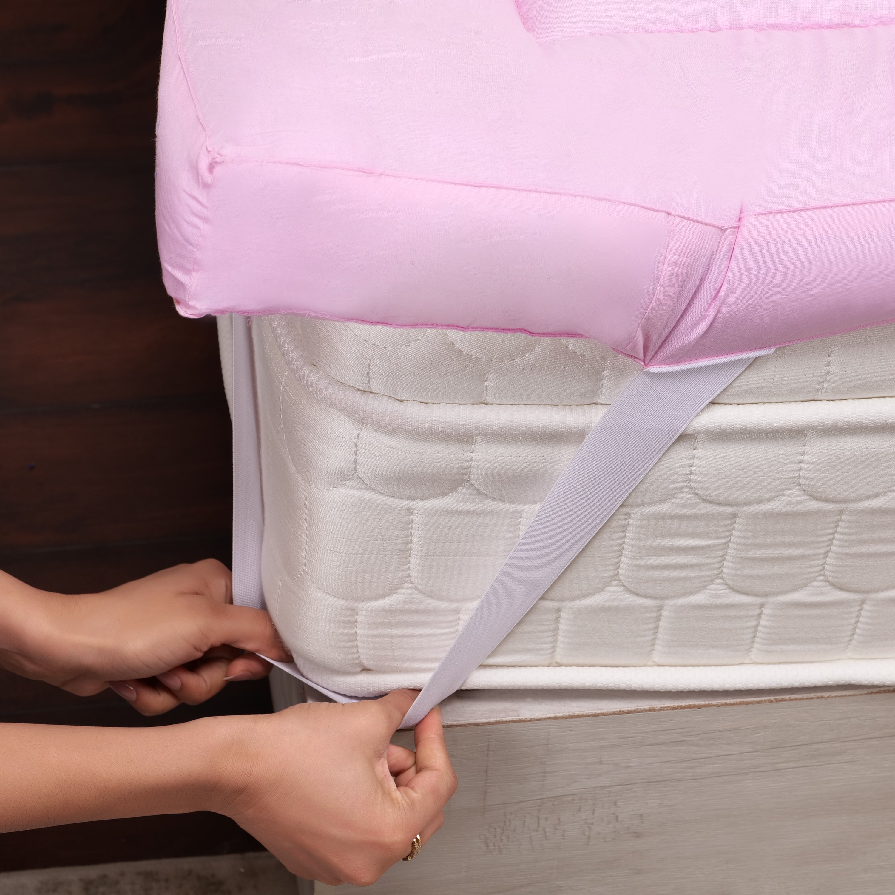 Pink 1200 GSM Mattress Topper