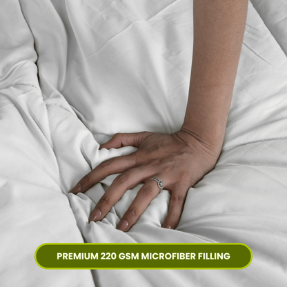 White Comforter/Duvet
