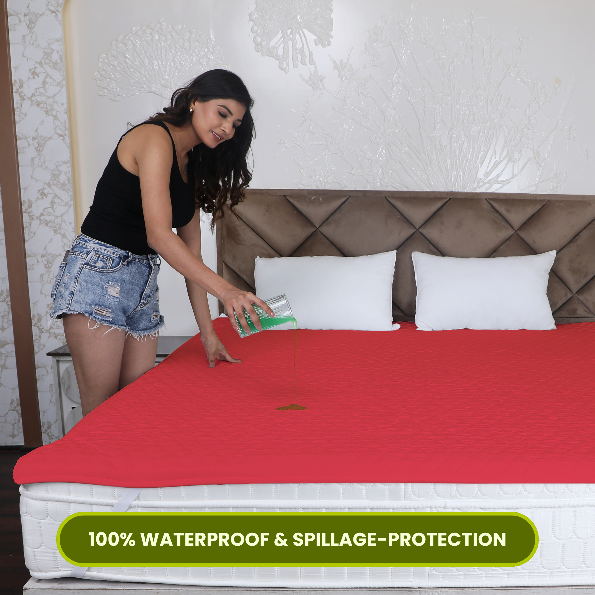 Quilted Red Mattress Protector #fitting_corner-elastic-straps