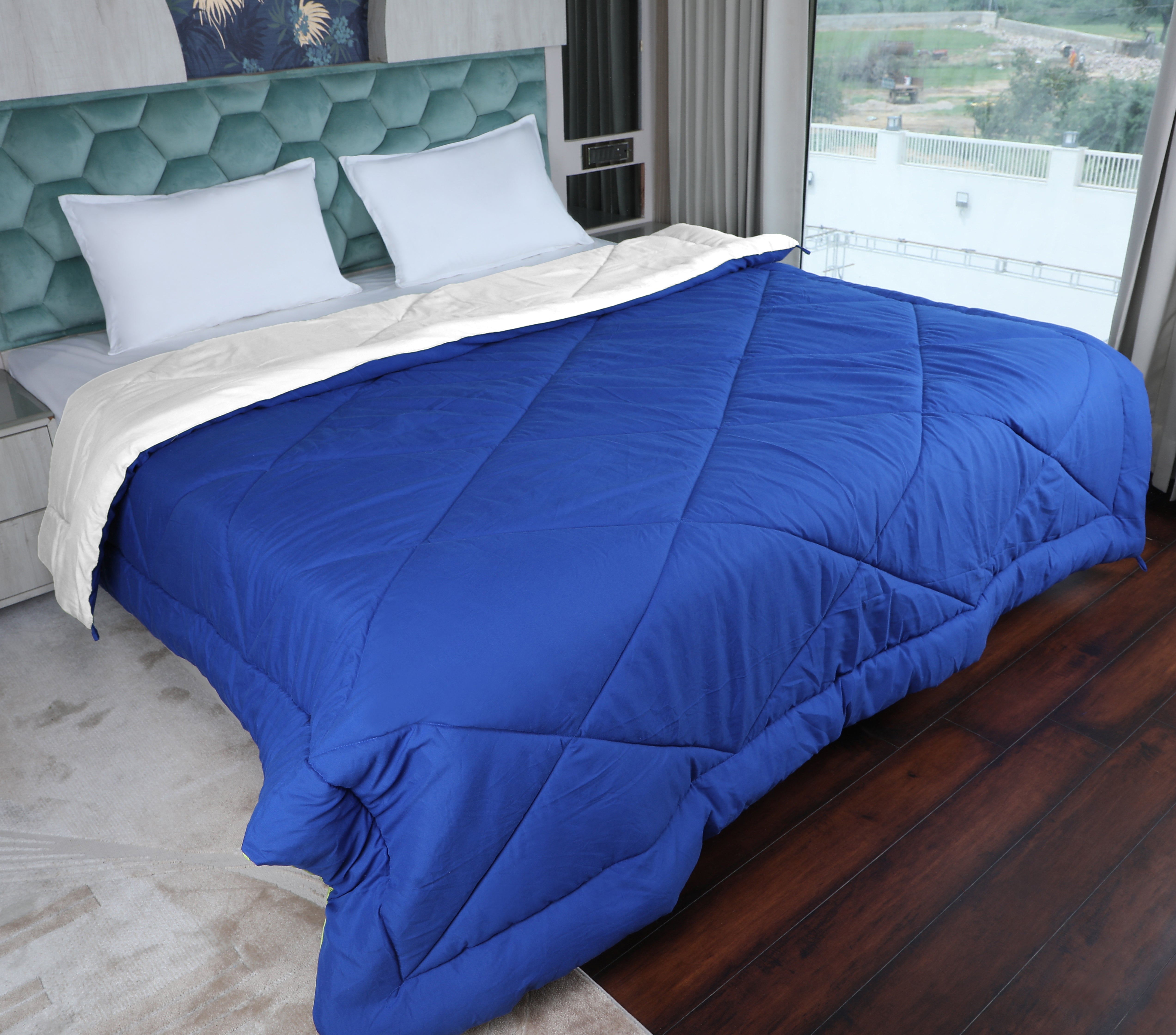 Blue & White Reversable Comforter