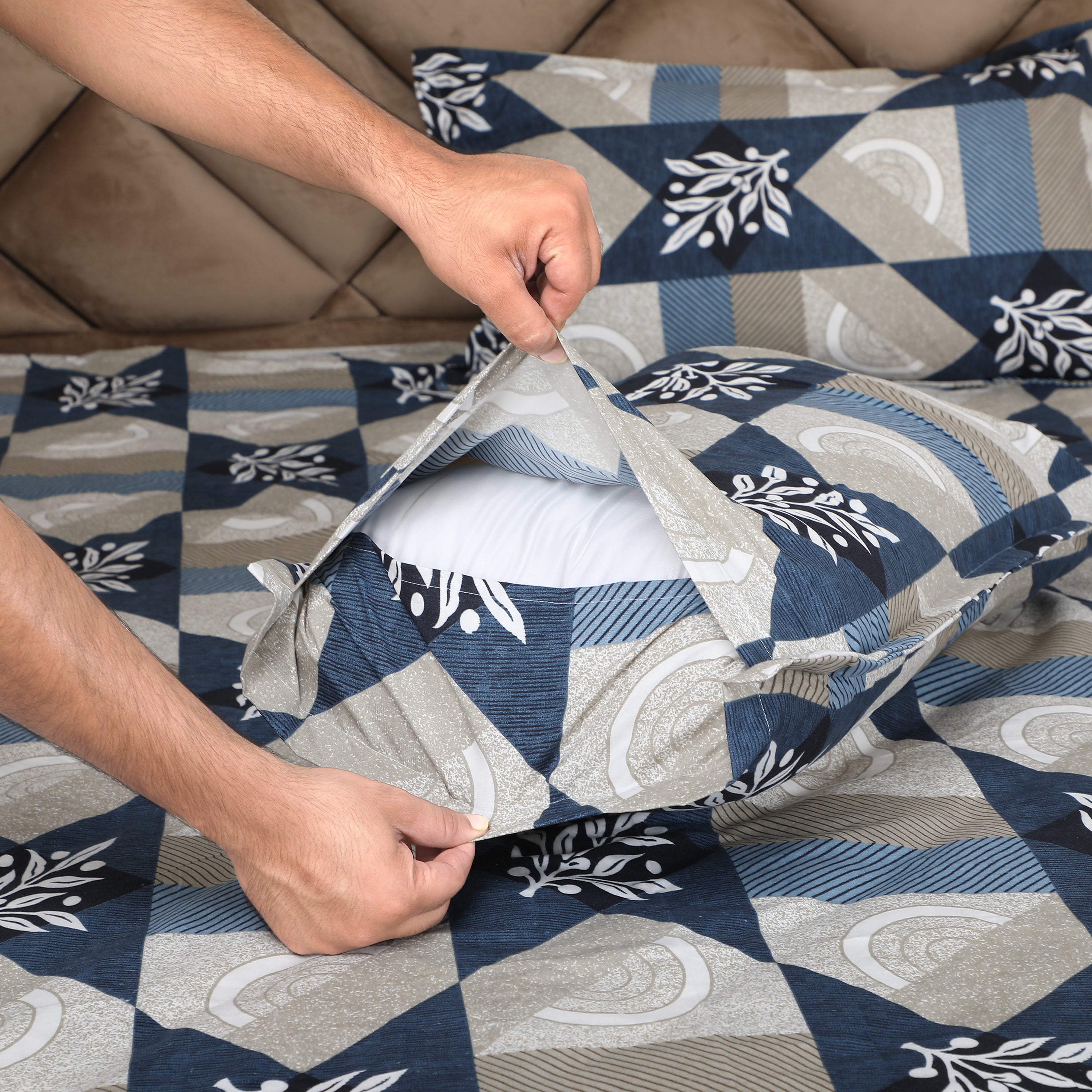 Blue & Grey Polyester Printed Bedsheet with Pillow Cover