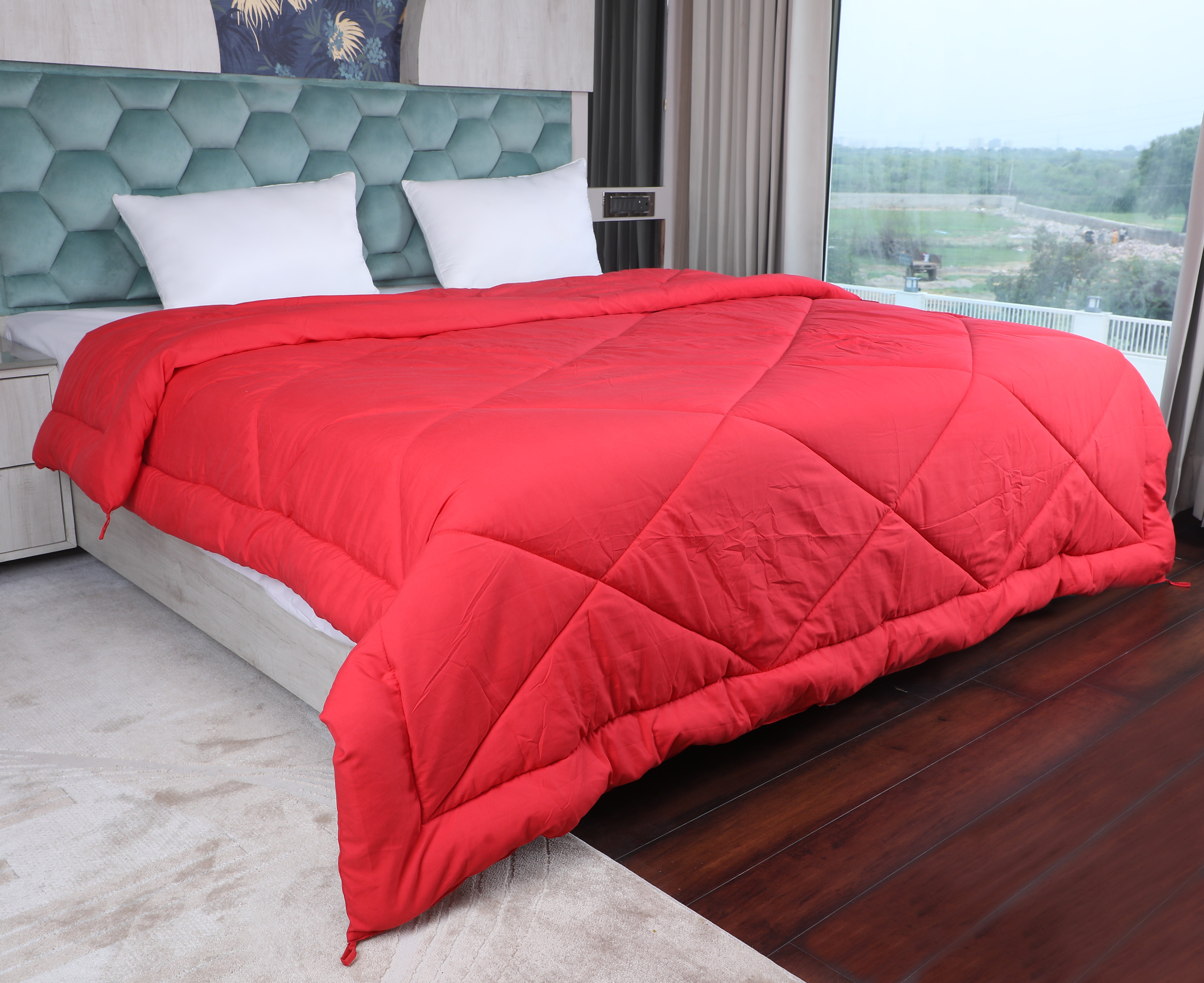 Red Microfiber Polyester Comforter