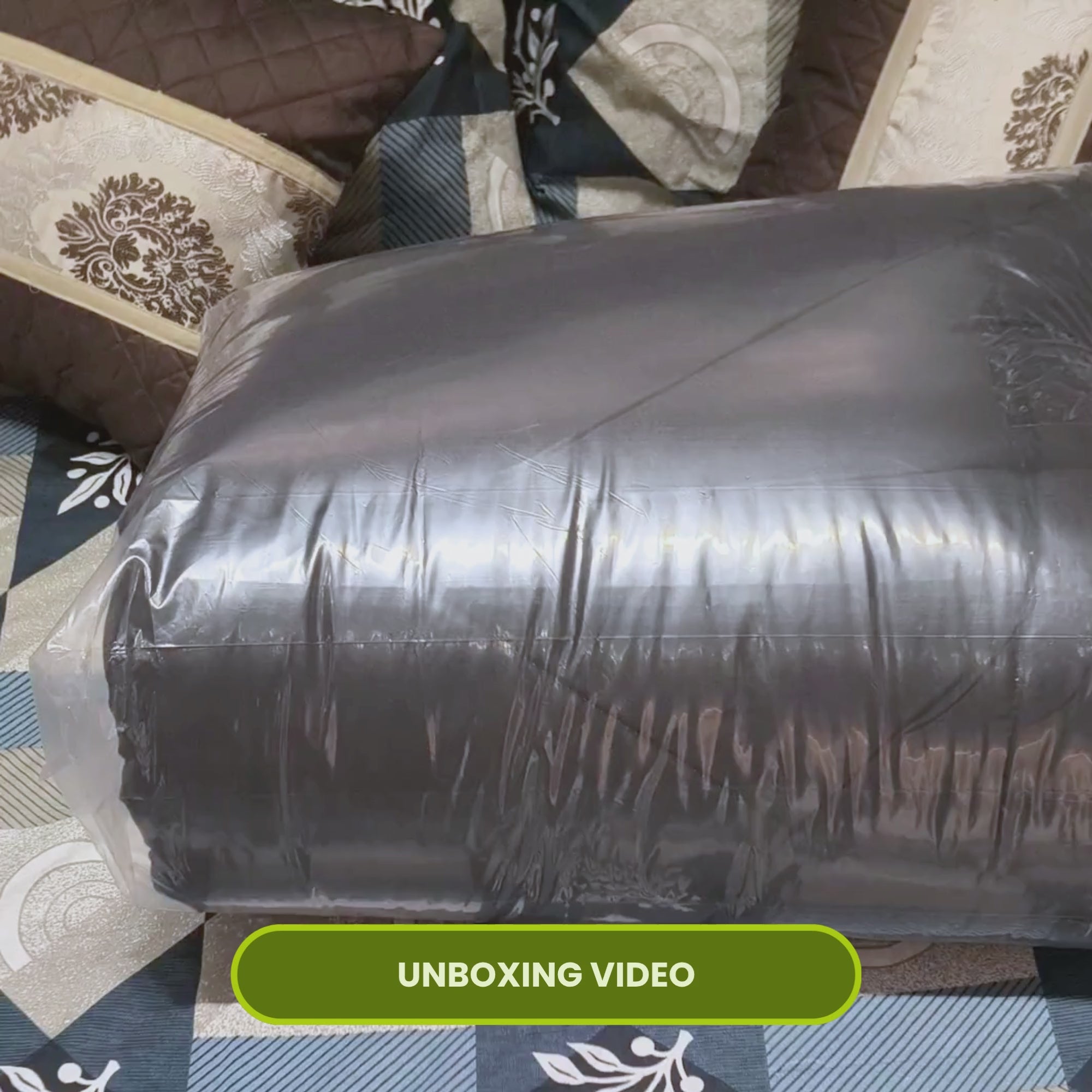 Load video: Black &amp; White Reversable Comforter/Duvet